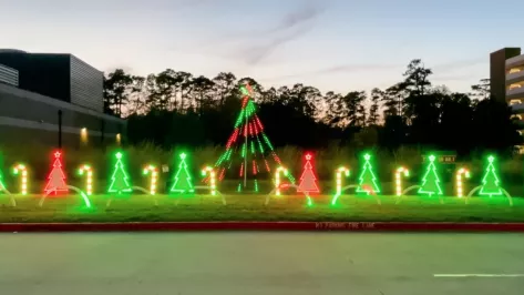 Texas Children’s Hospital The Woodlands Kicks Off The Holidays:  Heart Patient’s Father Brings Spectacular Light Show and Christmas Carols