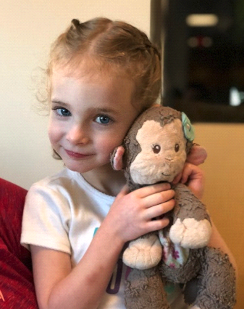 Elie Holding Monkey 2